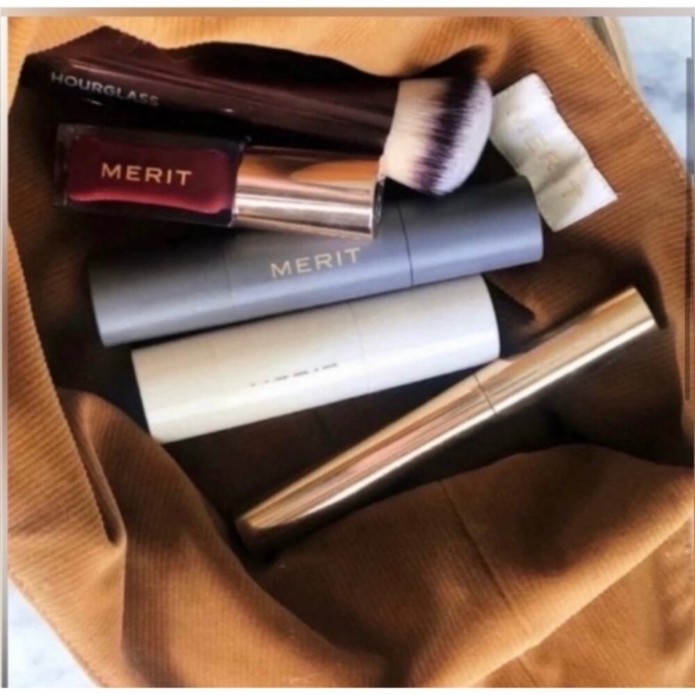 MERIT Cosmetics Signature Corduroy Caramel Color Makeup Bag - Picture 16 of 16